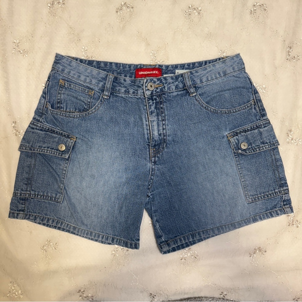 UNIONBAY Blue Denim Cargo Jean Shorts